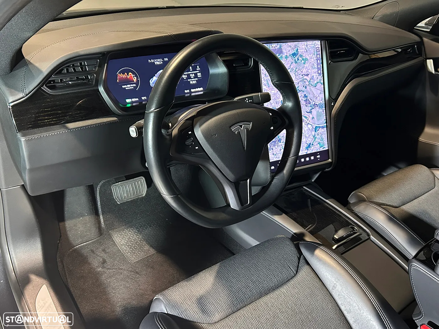 Tesla Model S - 18