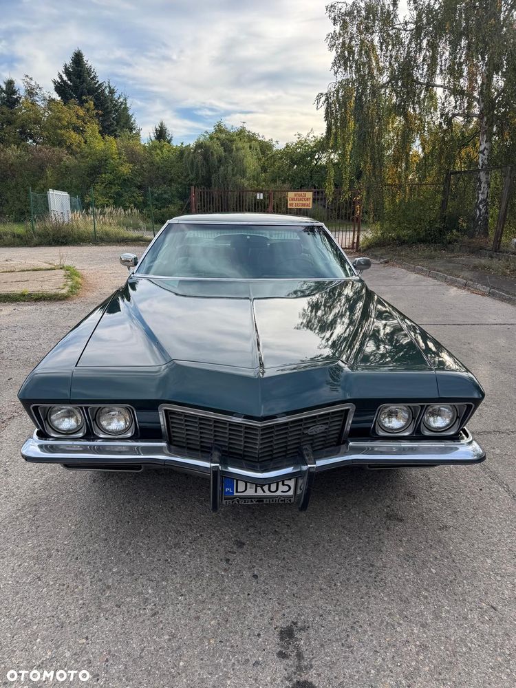 Buick Riviera - 2