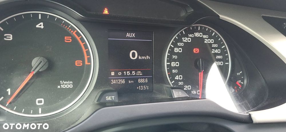 Audi A4 Avant 2.0 TDI DPF - 10