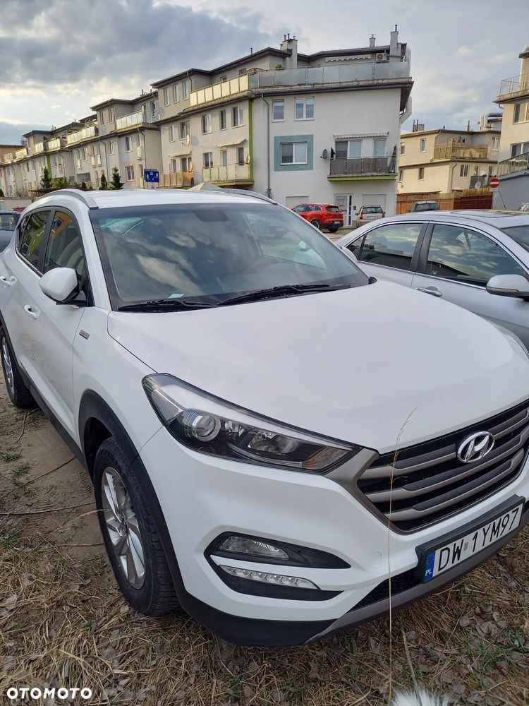 Hyundai Tucson 1.7 CRDI BlueDrive Style 2WD - 1