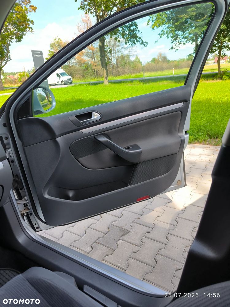 Volkswagen Golf 2.0 TDI Comfortline - 20