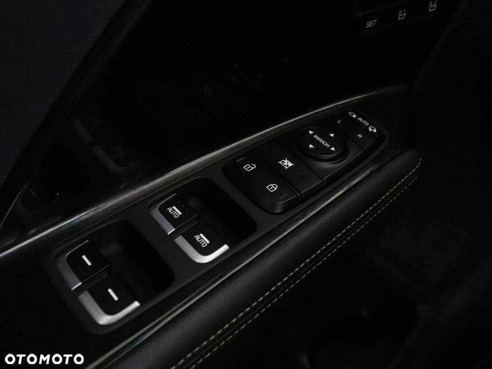 Kia Niro 1.6 GDI PHEV 2WD Spirit - 38