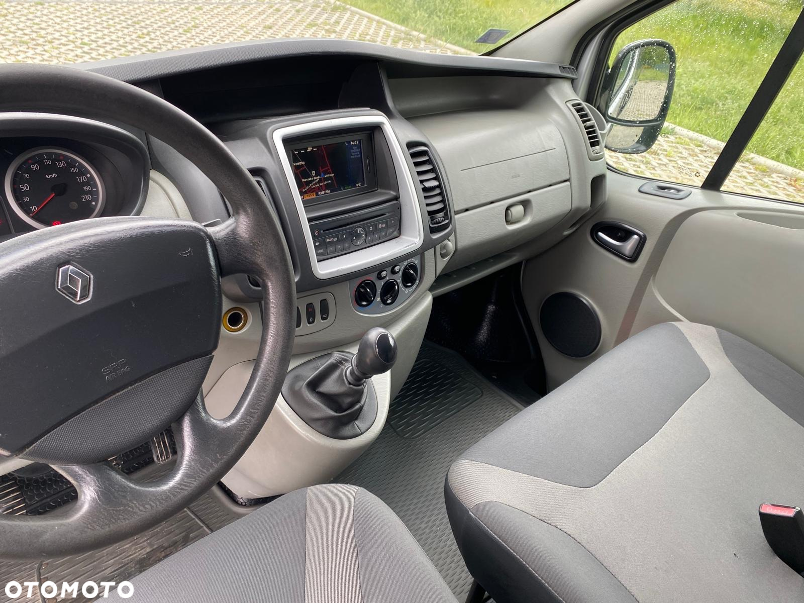 Renault Trafic L1H1 Passenger Lux - 22