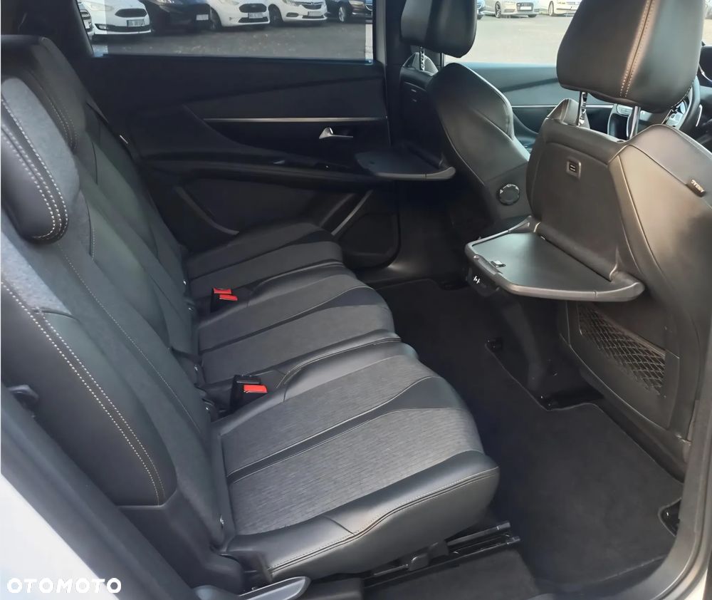 Peugeot 5008 BlueHDi 130 EAT8 GT - 15
