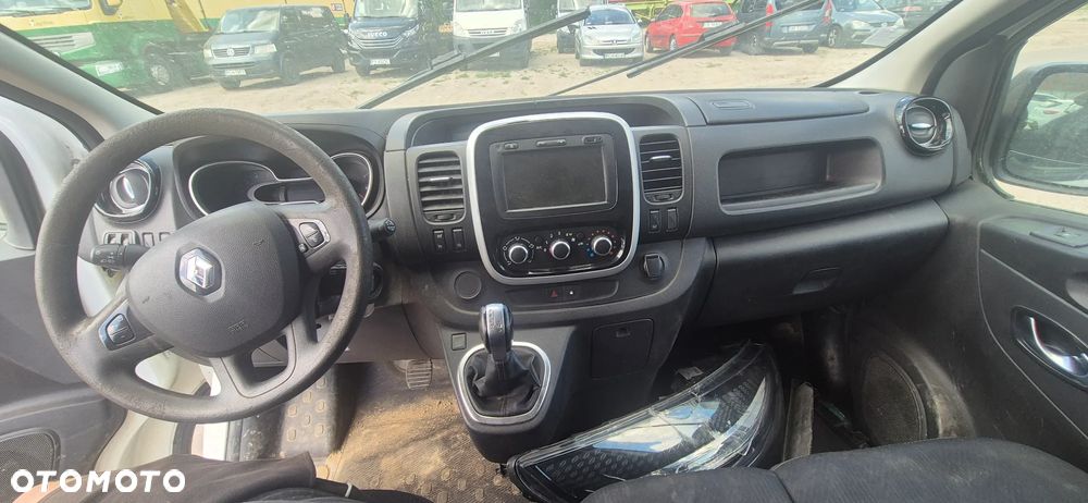Renault TRAFIC - 19