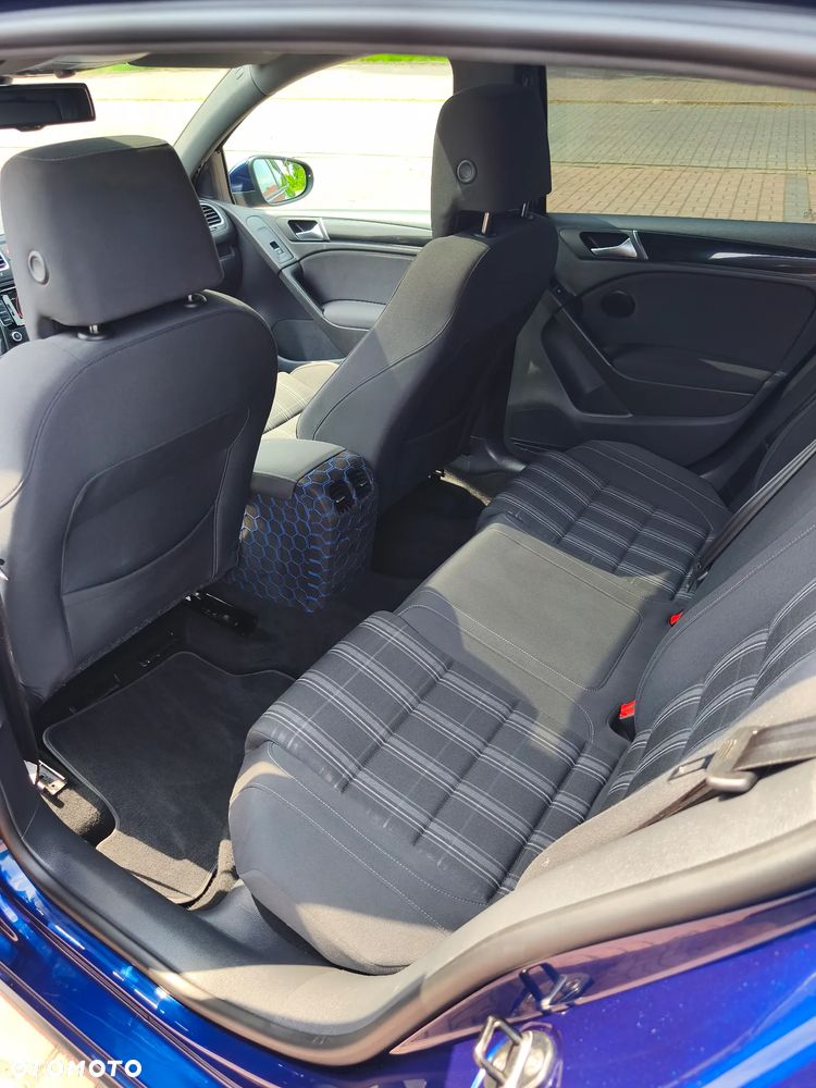 Volkswagen Golf 2.0 TDI DPF GTD - 12
