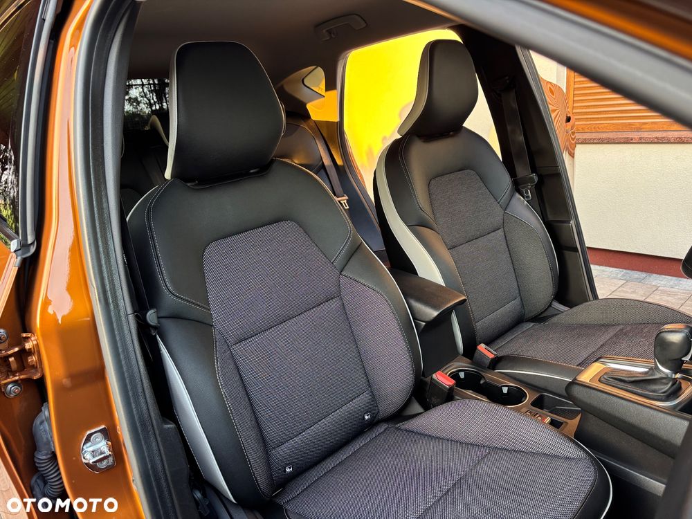 Renault Captur - 16