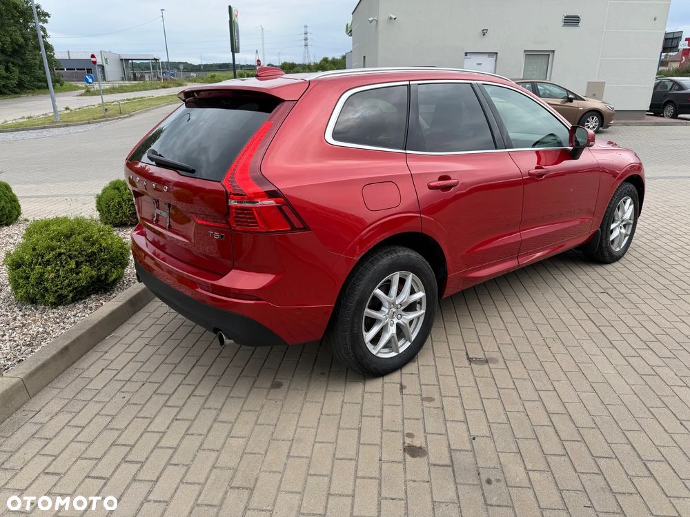 Volvo XC 60 T5 AWD Momentum - 3