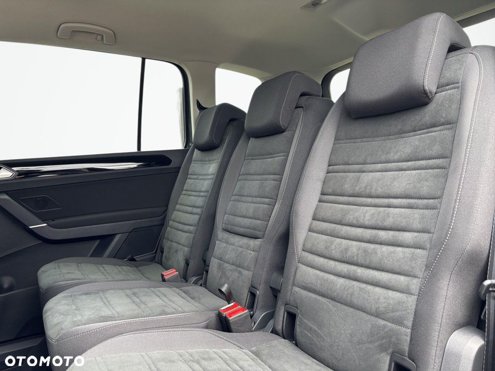Volkswagen Touran 1.5 TSI EVO Highline DSG - 17