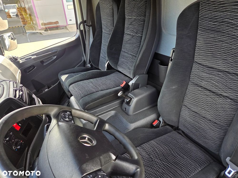 Mercedes-Benz Atego 821 - 29