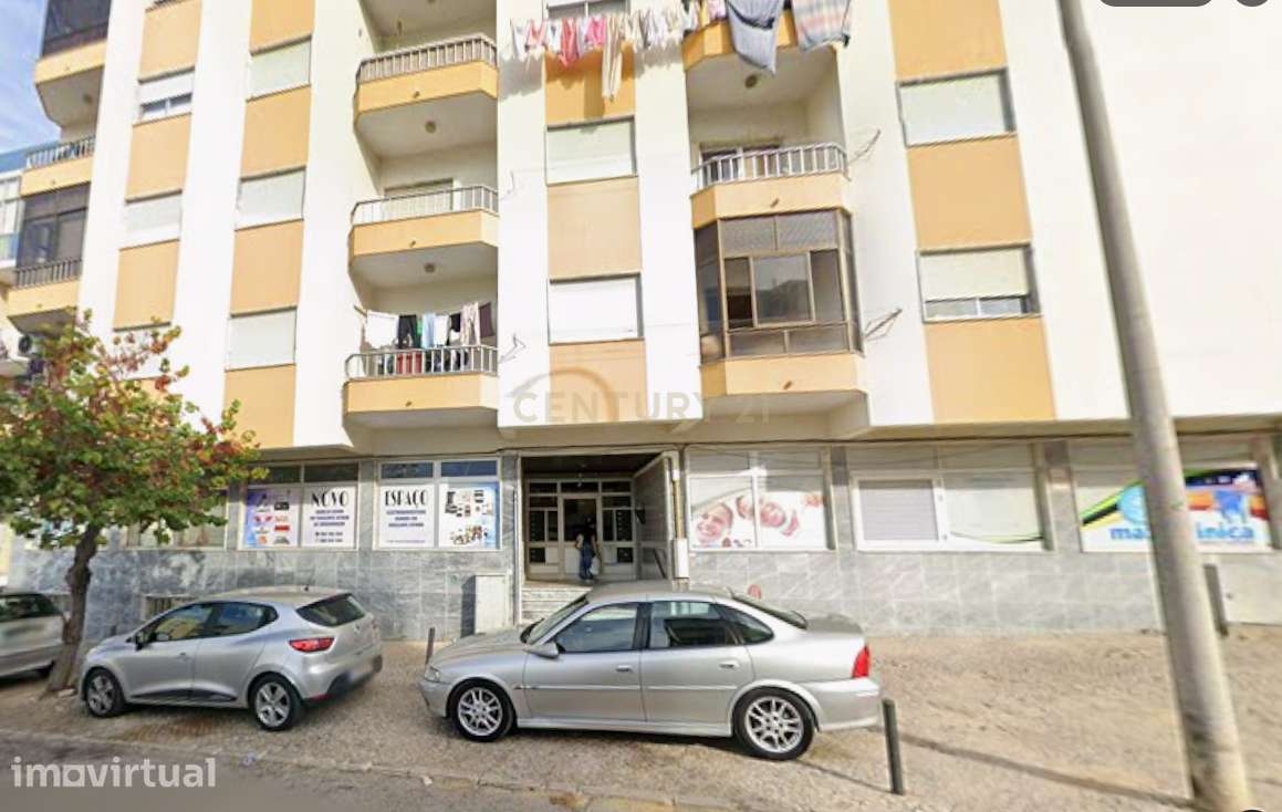 ARMAZÉM EM SETÚBAL | ESPAÇO E VERSATILIDADE - Grande imagem: 2/2