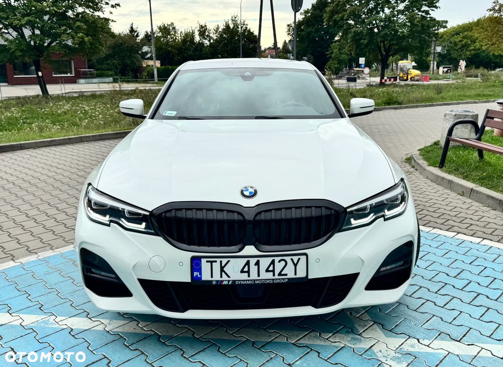 BMW Seria 3 318i M Sport - 4