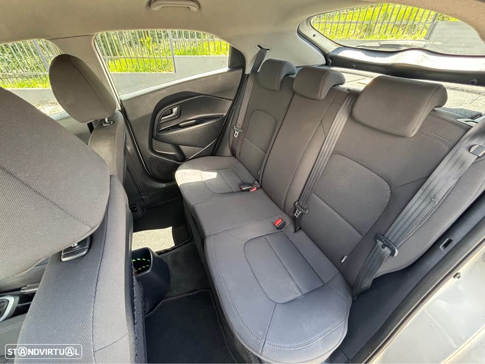 Kia Rio 1.1 CRDi - 6