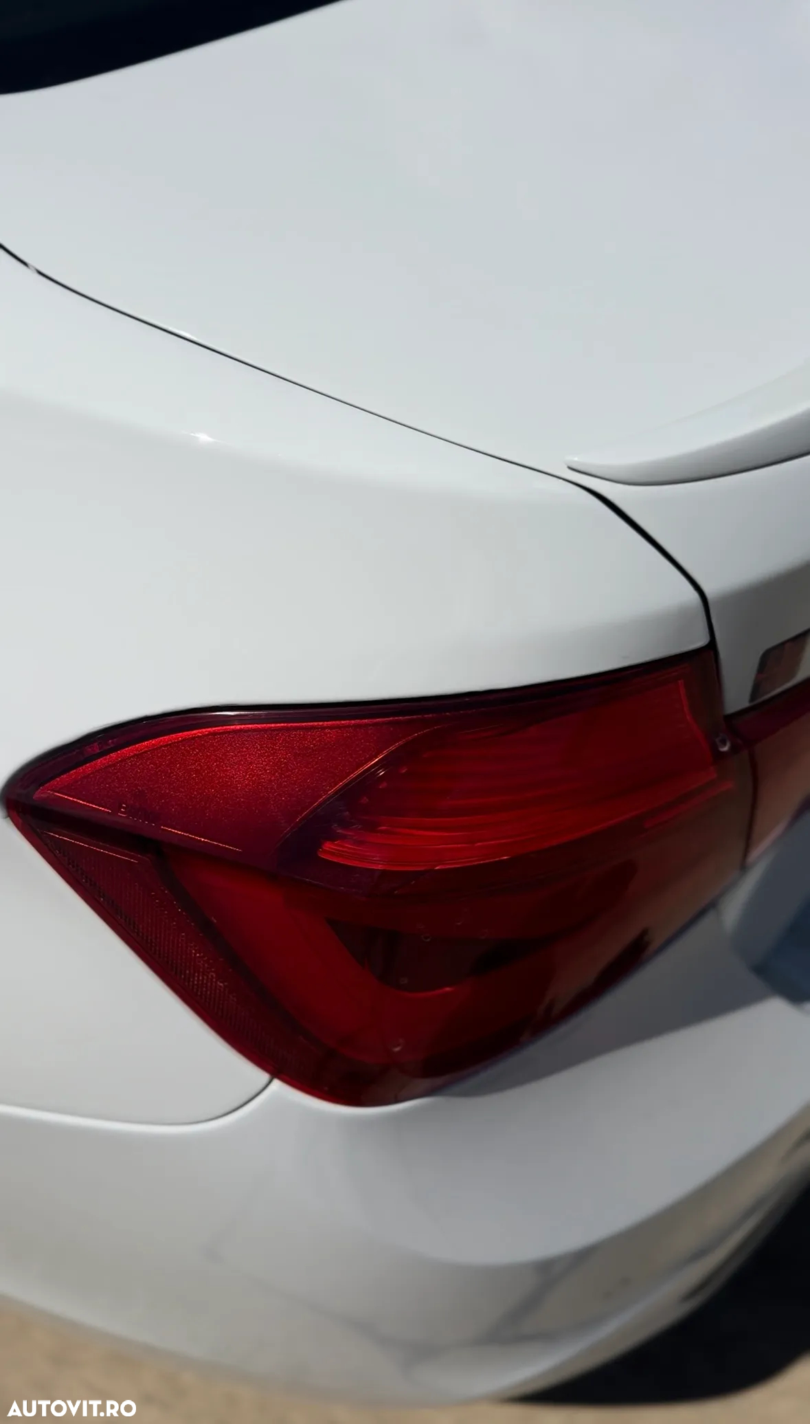 BMW Seria 3 328i Aut. Luxury Line - 14