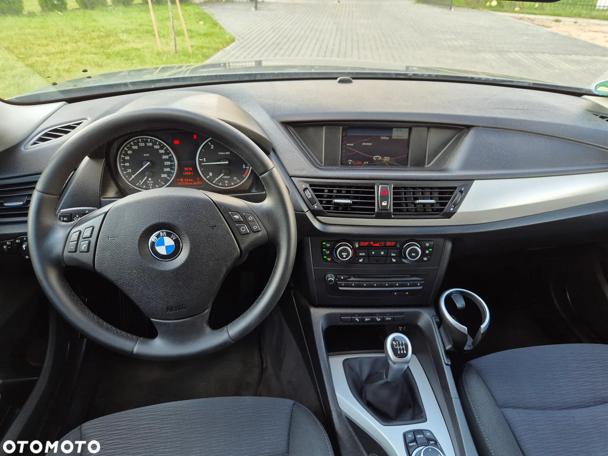 BMW X1 xDrive18d - 5
