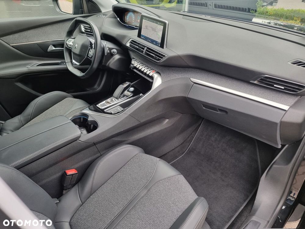 Peugeot 3008 - 17
