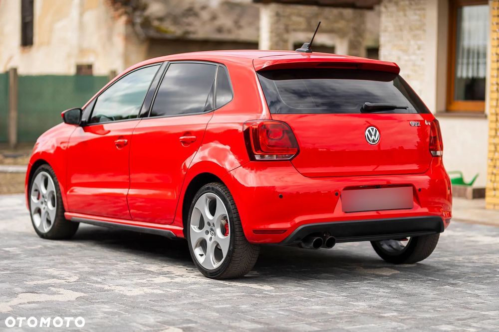 Volkswagen Polo - 6