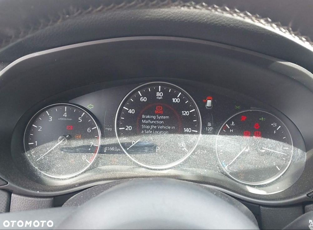 Mazda CX-50 - 12