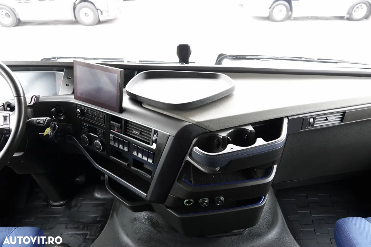 Volvo FH 500 / XXL /I -SAVE / I-PARK COOL / MODEL NOU / ANVELOPE 100% / DUPĂ CONTRACTUL DE SERVICE GOLDEN - 30