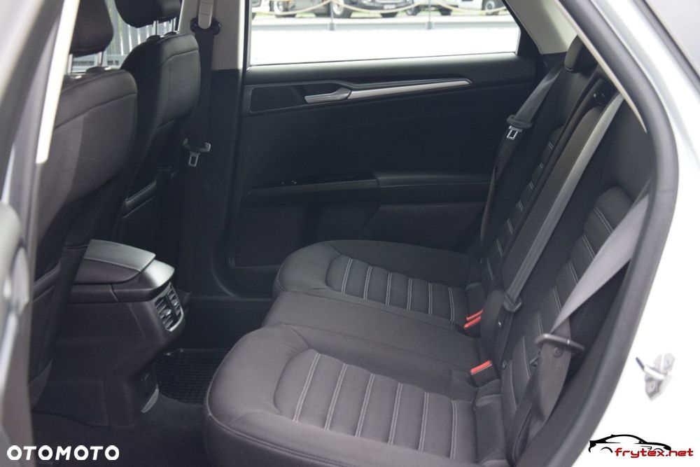 Ford Mondeo - 21