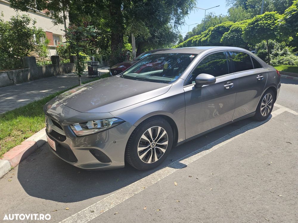 Mercedes-Benz A 180 d Sedan 8G-DCT - 1