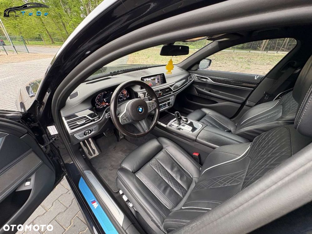 BMW Seria 7 750i xDrive - 19
