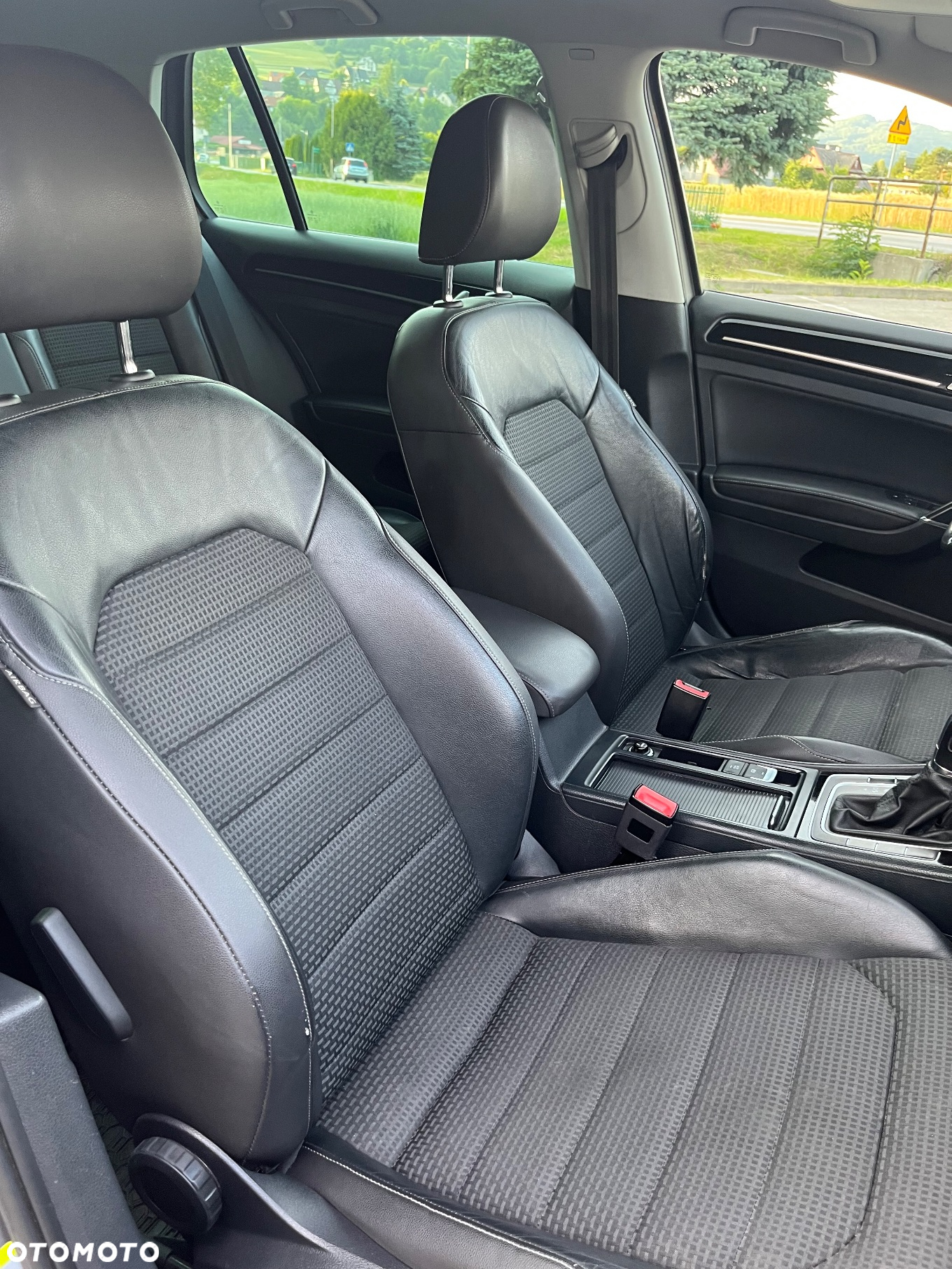 Volkswagen Golf VII 1.6 TDI BMT Highline DSG - 7