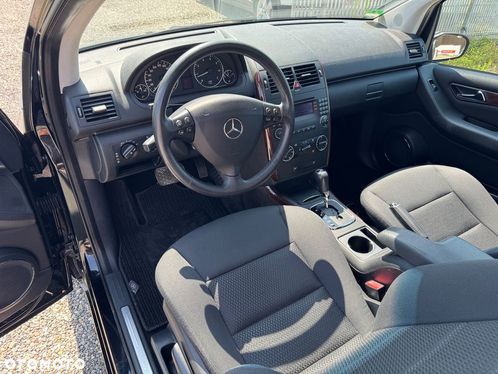 Mercedes-Benz Klasa A 180 Autotronic Elegance - 13