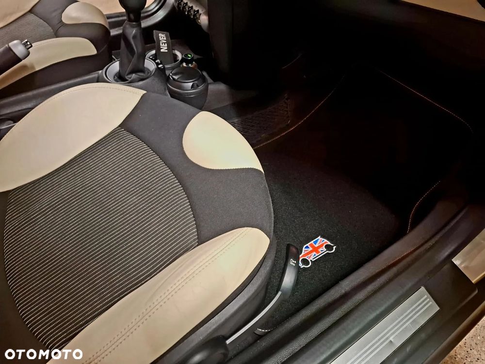 MINI Cooper D - 10