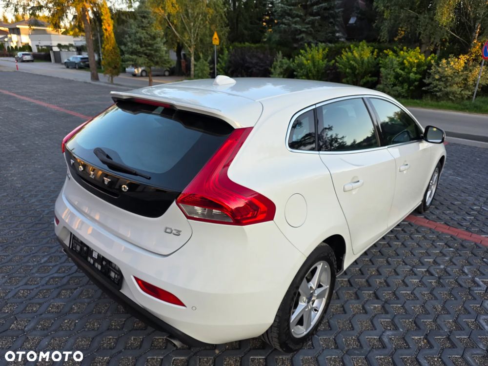 Volvo V40 D3 Summum - 30