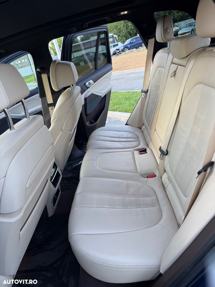 BMW X5 xDrive40i - 11