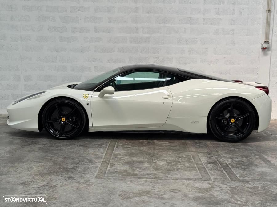 Ferrari 458 Italia - 10