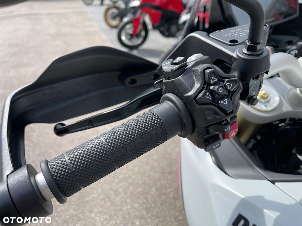 Ducati DesertX - 12