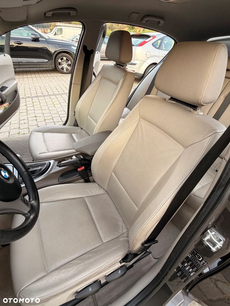 BMW Seria 1 - 11