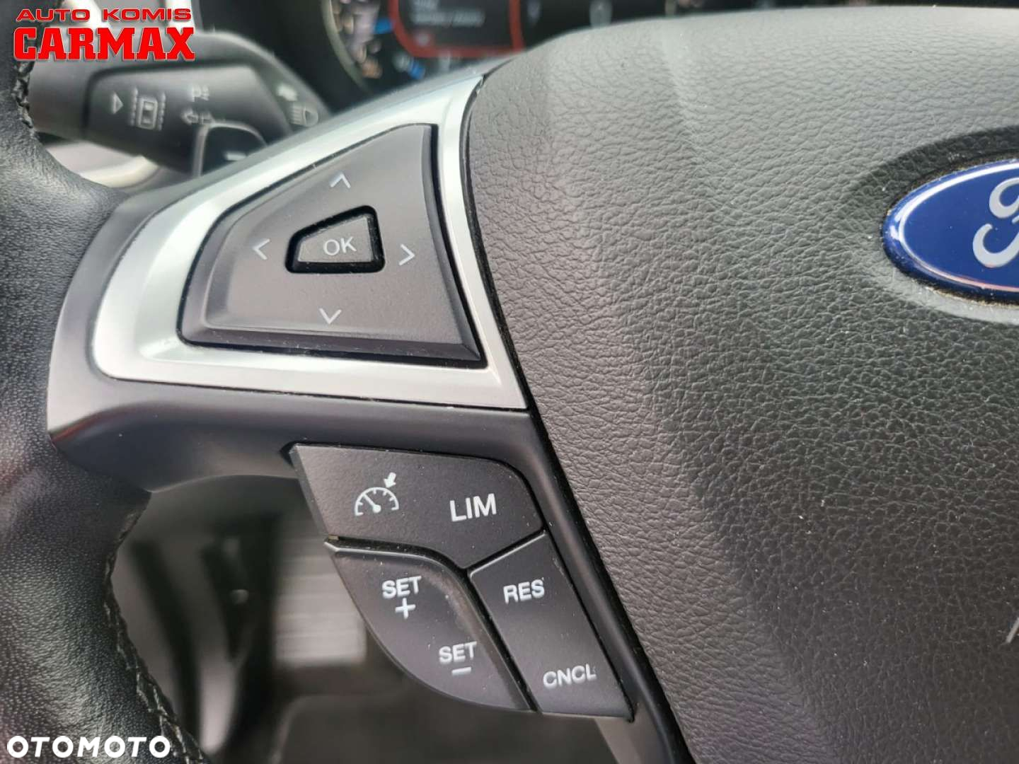 Ford S-Max - 13