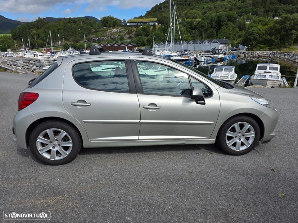 Peugeot 207 1.6 HDi 99g - 2