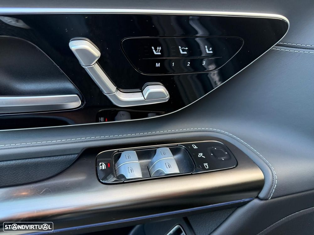 Mercedes-Benz SL 43 AMG Standard - 26