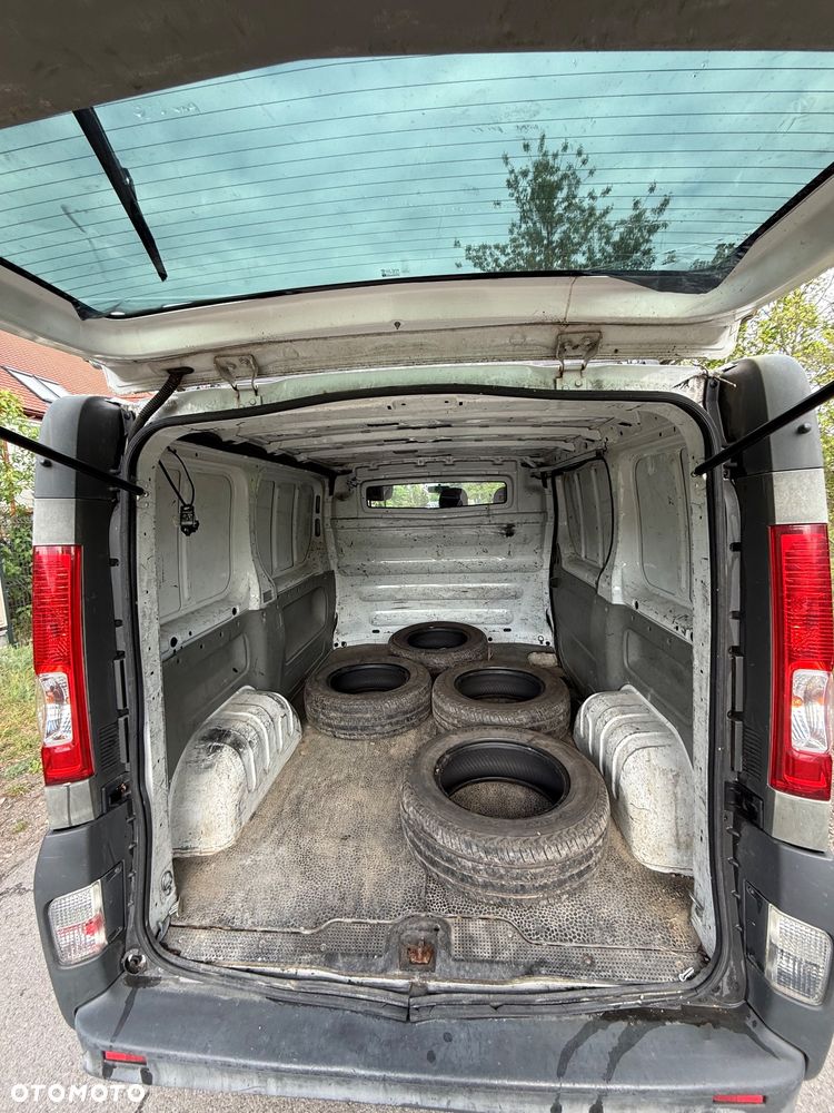 Renault Trafic - 21
