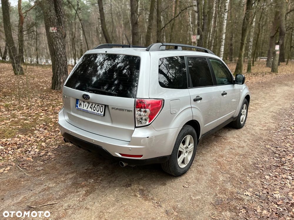 Subaru Forester 2.0 XA Euro5 - 10