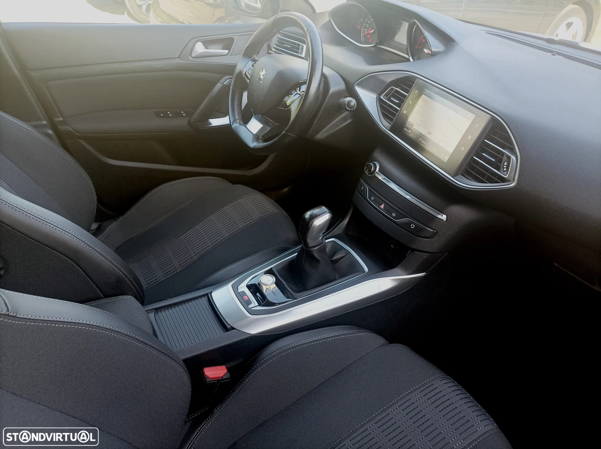 Peugeot 308 1.2 PureTech Style - 10