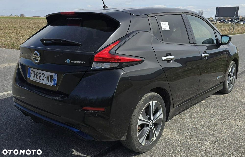 Nissan Leaf - 4