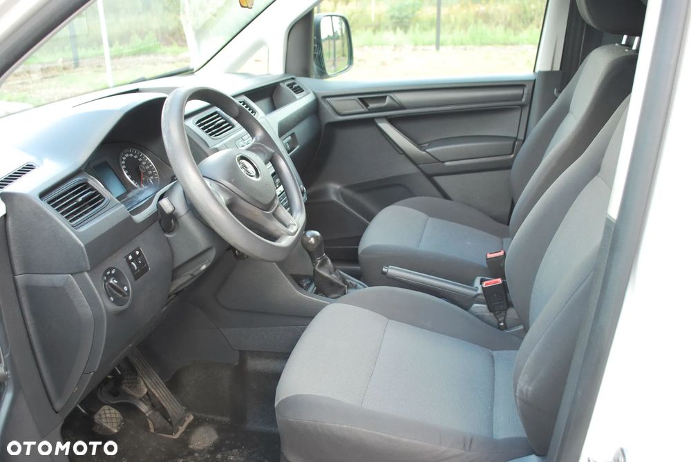 Volkswagen Caddy - 5