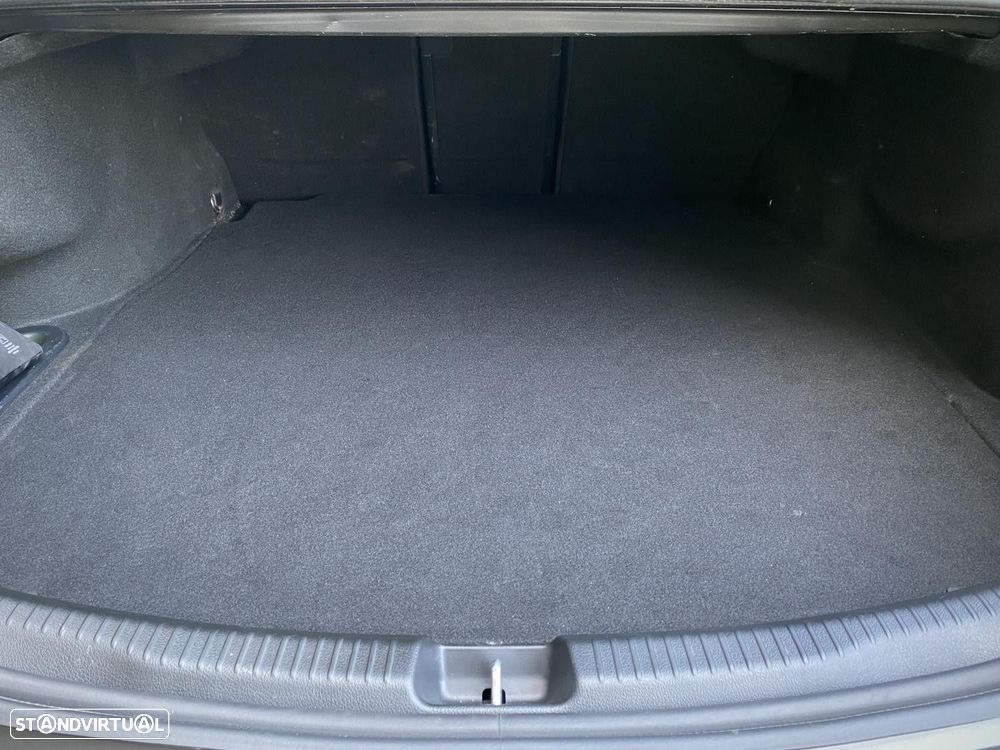 Mercedes-Benz C 300 de AMG Line - 37