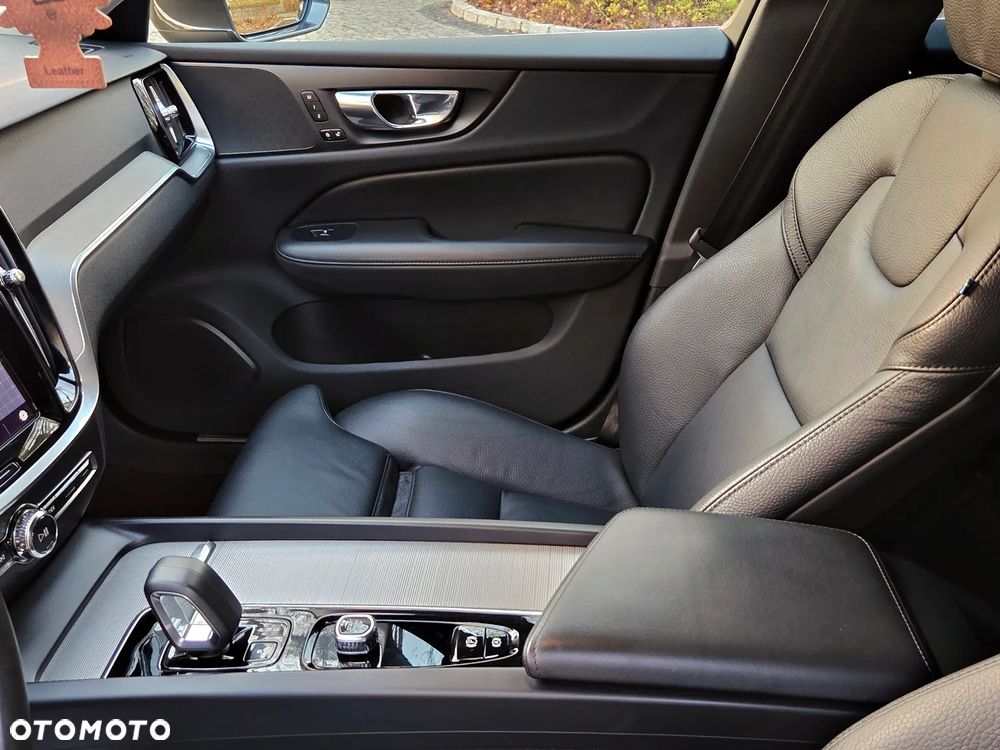 Volvo V60 B4 D Geartronic Inscription - 16