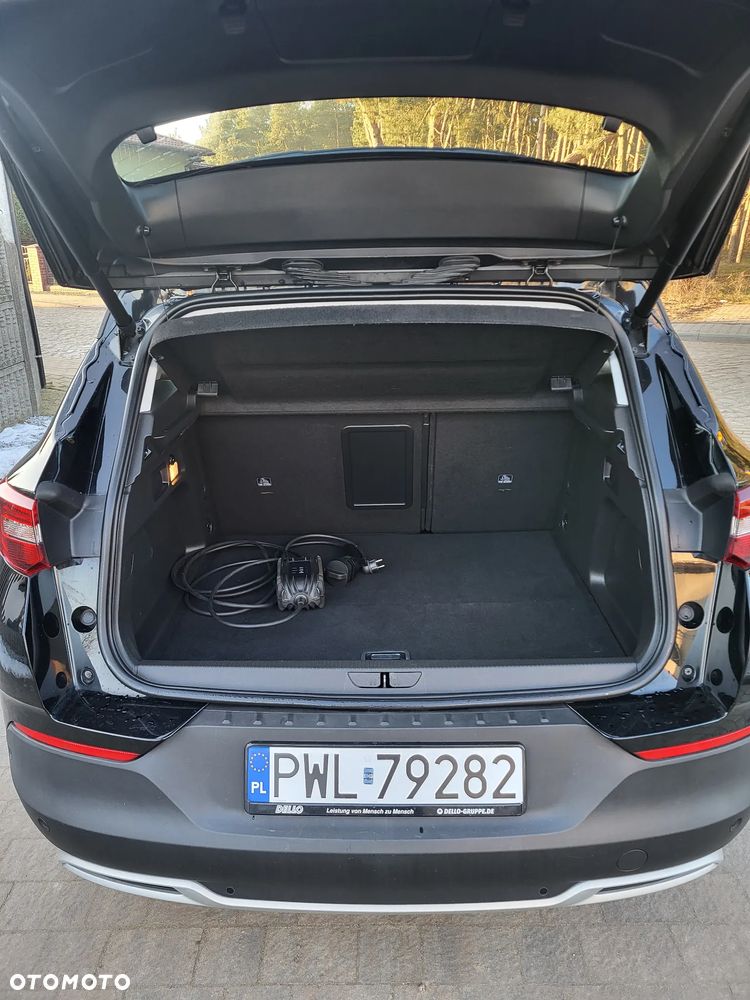 Opel Grandland X 1.6 DI Start/Stop Business Elegance - 17