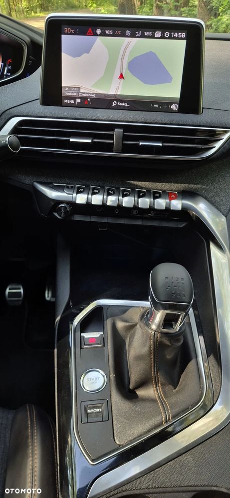 Peugeot 3008 - 22