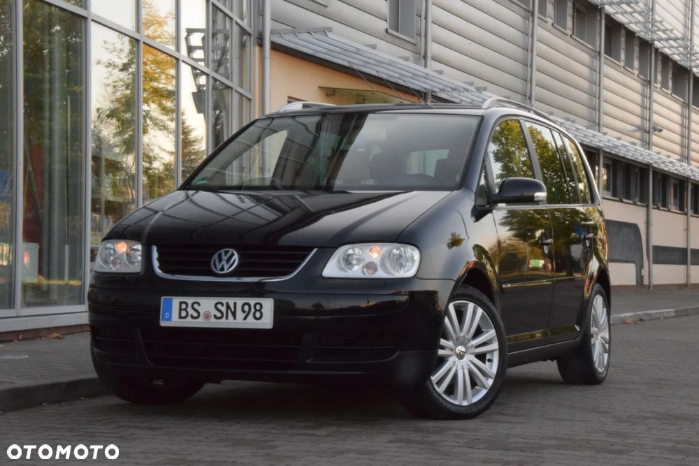 Volkswagen Touran - 33