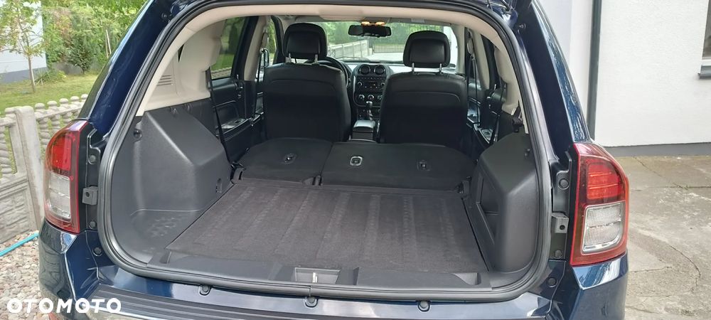 Jeep Compass 2.0 4x2 North - 33