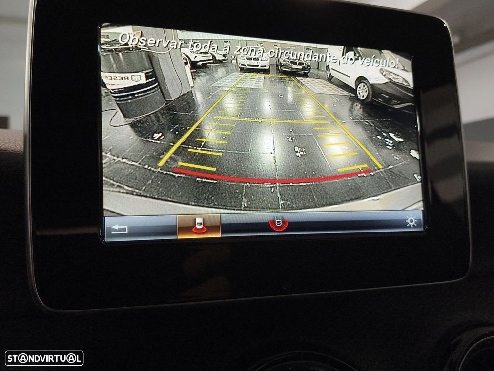 Mercedes-Benz A 180 CDI (BlueEFFICIENCY) Urban - 22