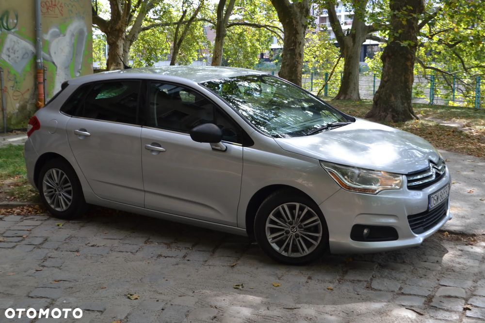 Citroën C4 VTi 120 Attraction - 4